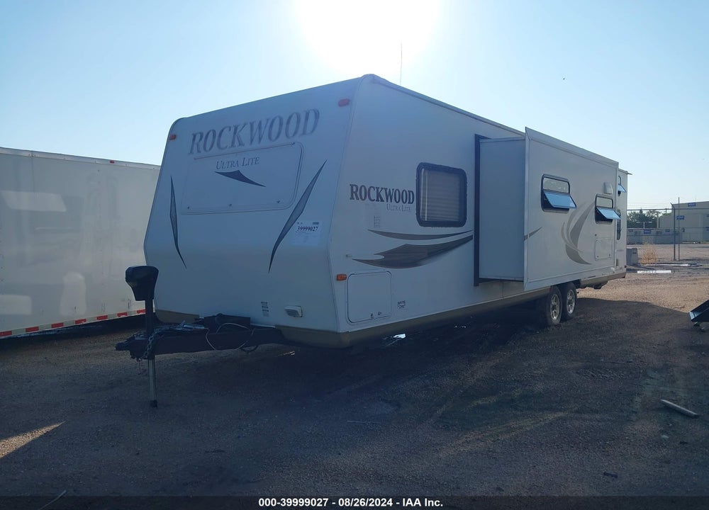 2012 FOREST RIVER ROCKWOOD - 34' LONG VIN: 4X4TRLE23CD118257