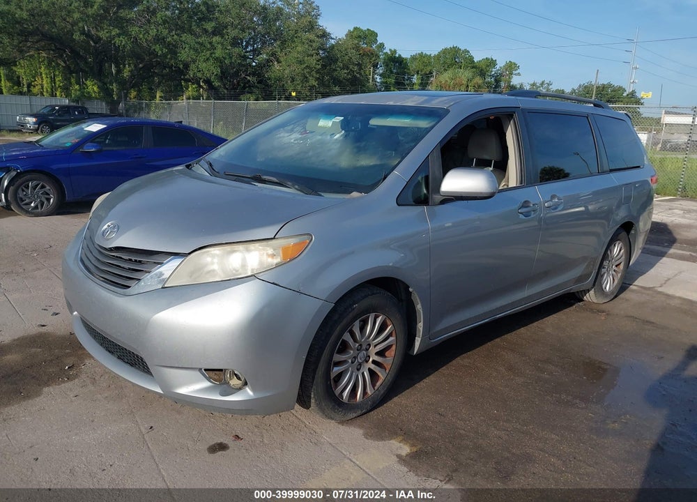 2011 TOYOTA SIENNA XLE V6 VIN: 5TDYK3DCXBS161152