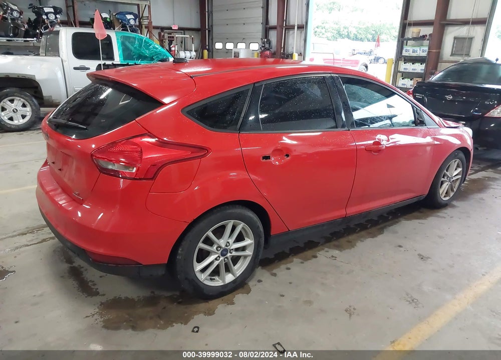 2015 FORD FOCUS SE VIN: 1FADP3K21FL265102