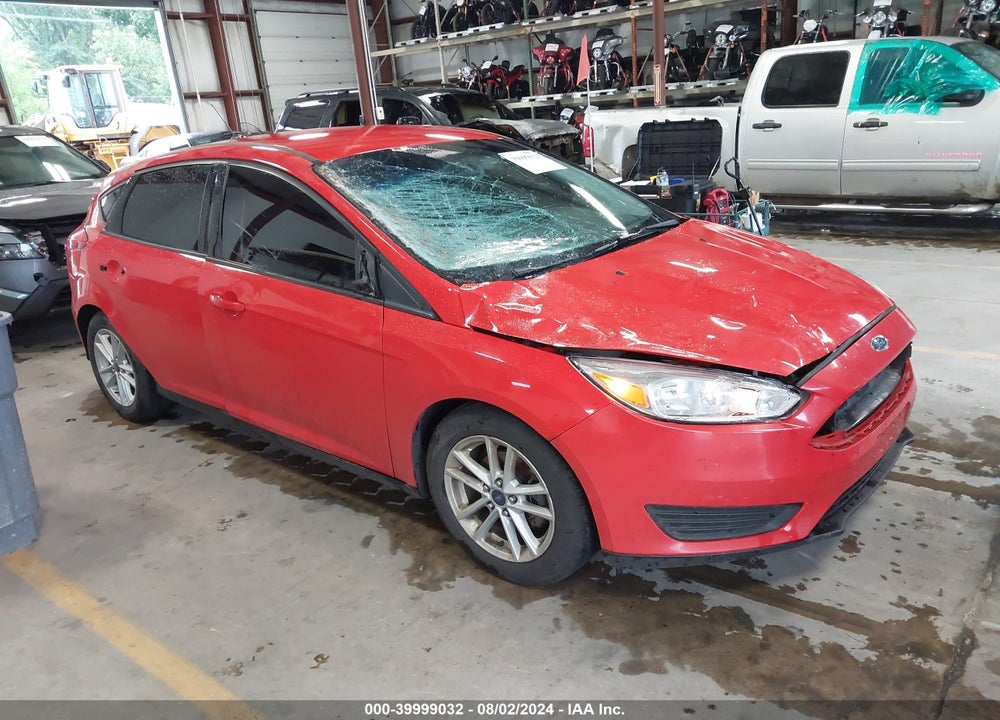 2015 FORD FOCUS SE VIN: 1FADP3K21FL265102