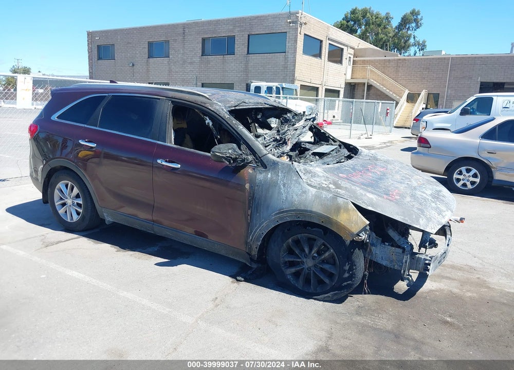 2017 KIA SORENTO 2.4L LX VIN: 5XYPG4A34HG298018