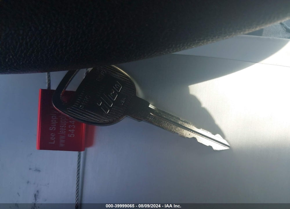 2007 SATURN VUE 4 CYL VIN: 5GZCZ33D47S850083