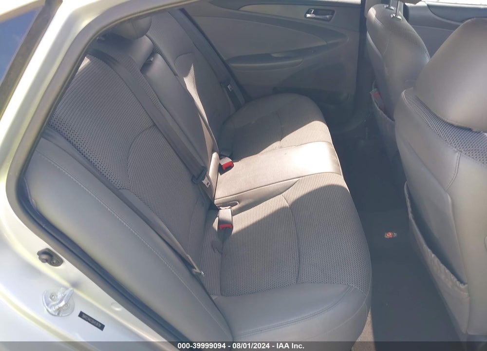 2013 HYUNDAI SONATA SE VIN: 5NPEC4AC5DH538781