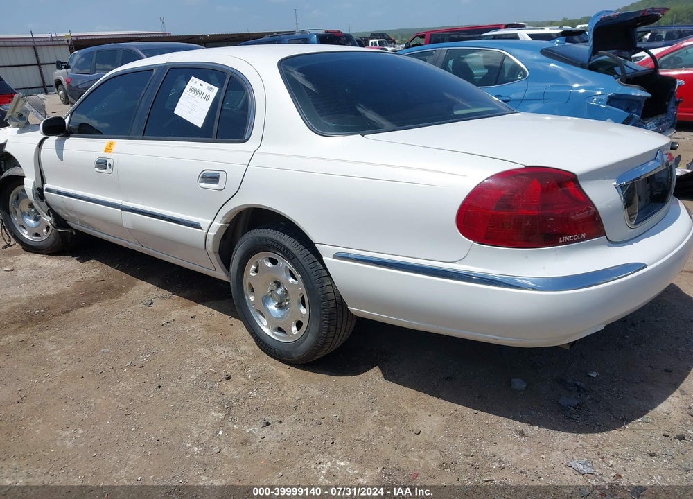 2000 LINCOLN CONTINENTAL VIN: 1LNHM97V1YY829486