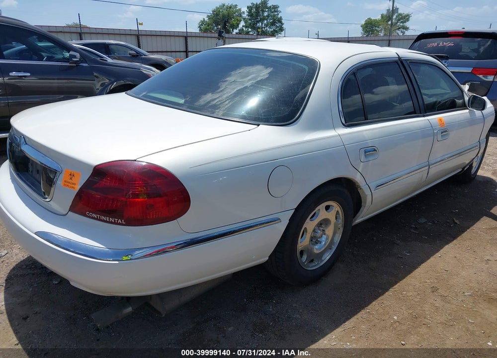 2000 LINCOLN CONTINENTAL VIN: 1LNHM97V1YY829486