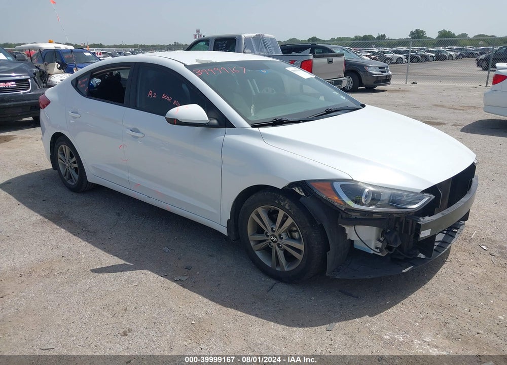 2018 HYUNDAI ELANTRA SEL VIN: 5NPD84LF6JH342588