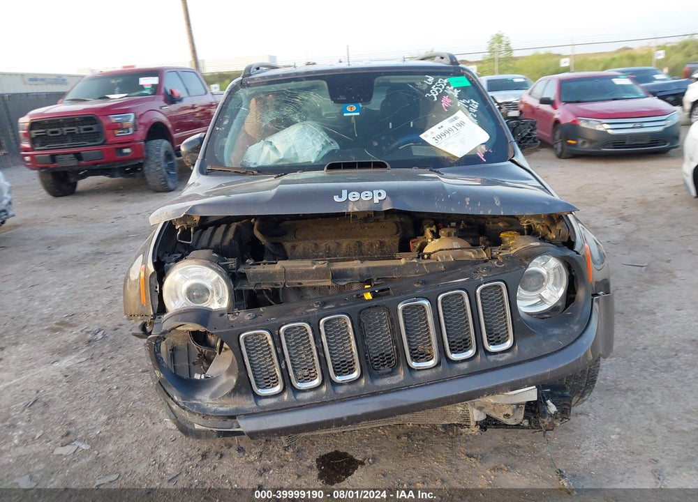 2018 JEEP RENEGADE LATITUDE FWD VIN: ZACCJABB1JPG85085