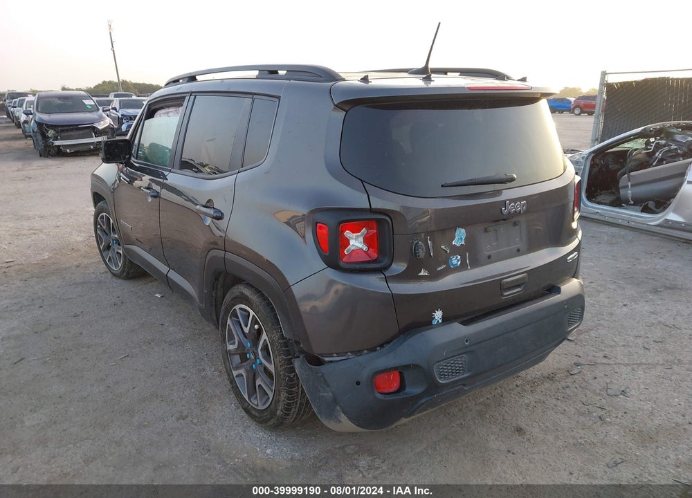 2018 JEEP RENEGADE LATITUDE FWD VIN: ZACCJABB1JPG85085