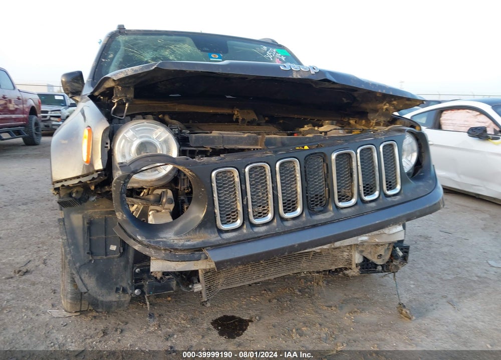 2018 JEEP RENEGADE LATITUDE FWD VIN: ZACCJABB1JPG85085