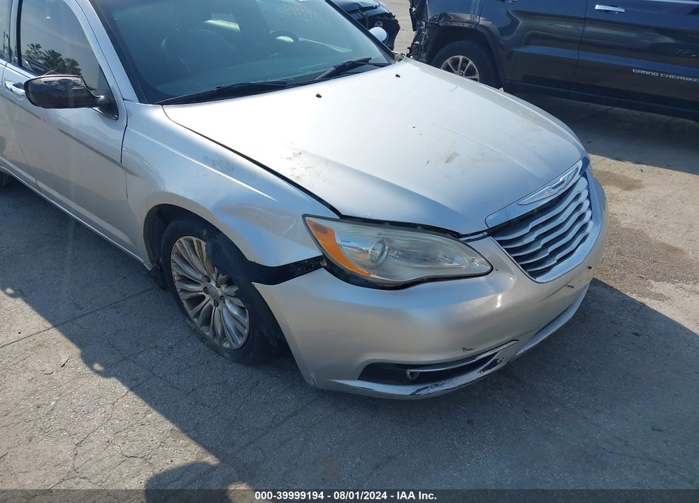 2012 CHRYSLER 200 LIMITED VIN: 1C3CCBCG3CN326346