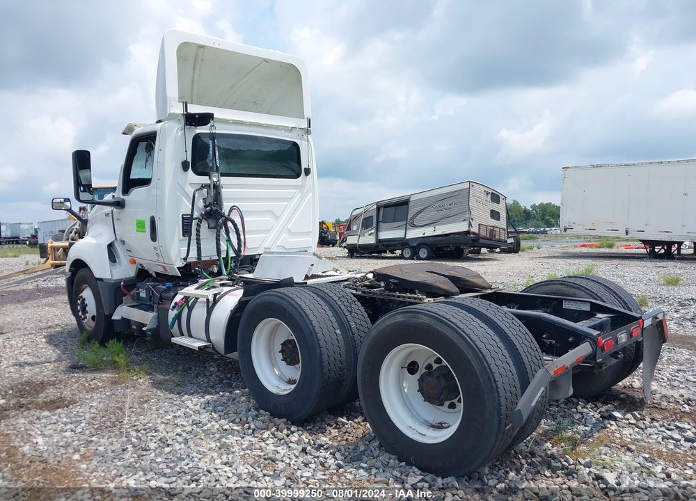 2019 INTERNATIONAL LT VIN: 3HCDZTZR3KL426820