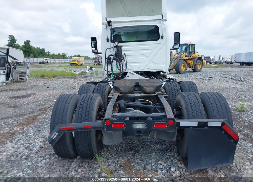2019 INTERNATIONAL LT VIN: 3HCDZTZR3KL426820