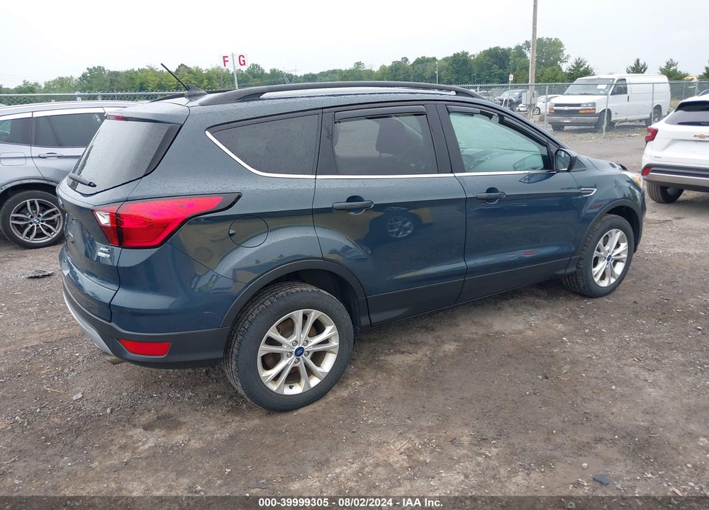 2019 FORD ESCAPE SEL VIN: 1FMCU9HD2KUC30370