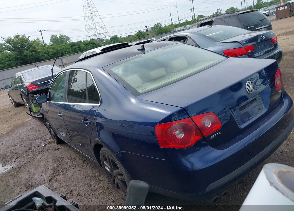 2007 VOLKSWAGEN JETTA 2.5 VIN: 3VWDF81K37M139140