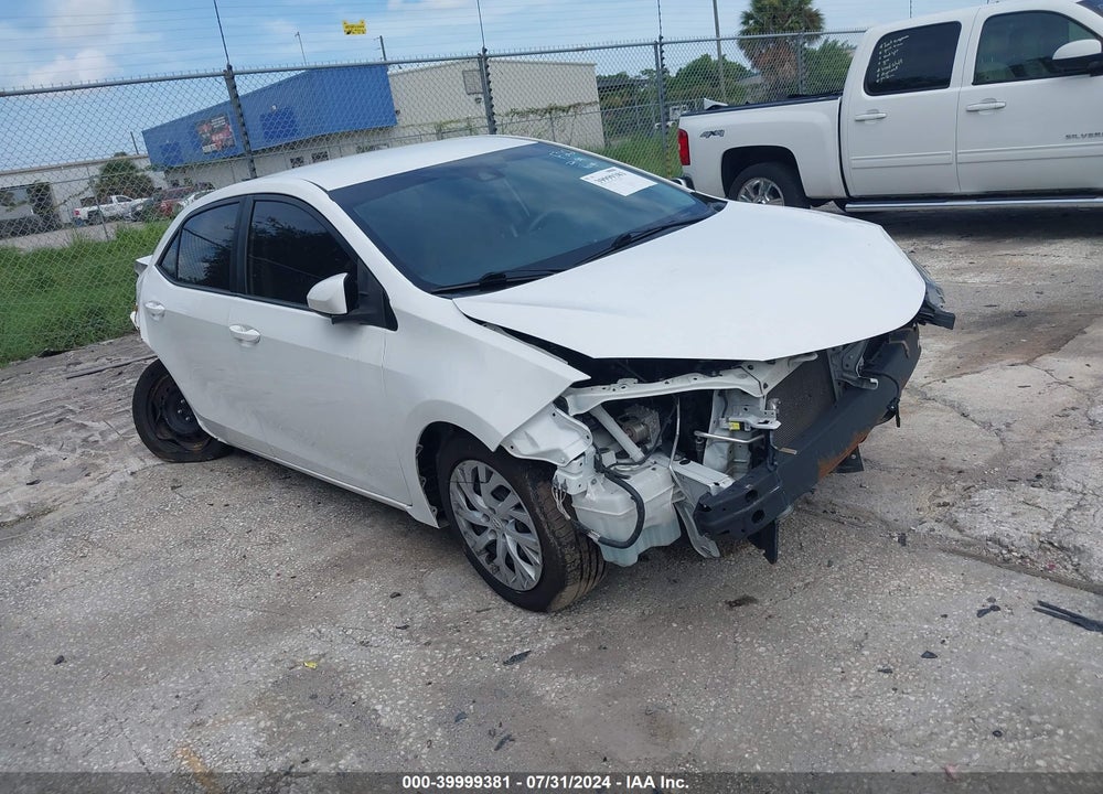 2018 TOYOTA COROLLA LE VIN: 5YFBURHEXJP804489