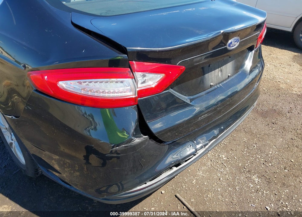 2015 FORD FUSION S VIN: 3FA6P0G79FR246097