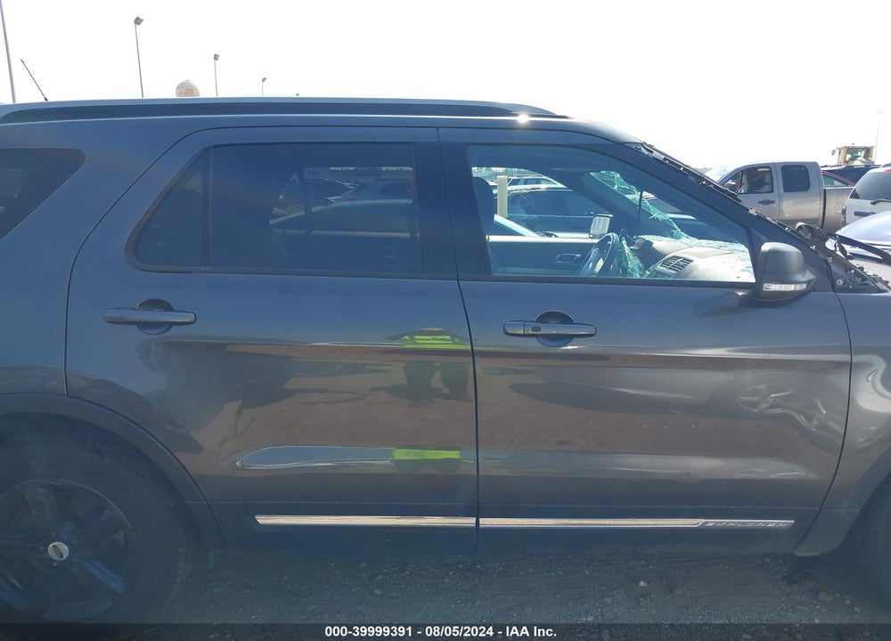 2019 FORD EXPLORER XLT VIN: 1FM5K7D82KGB25693