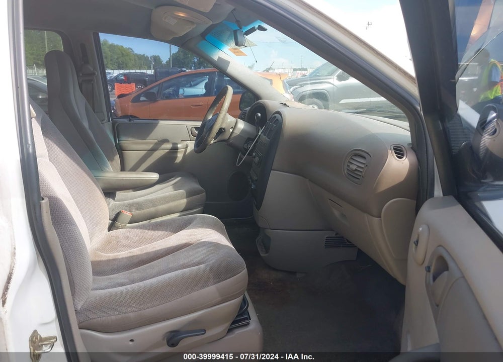 2002 DODGE CARAVAN VIN: 1B4GP25332B694180