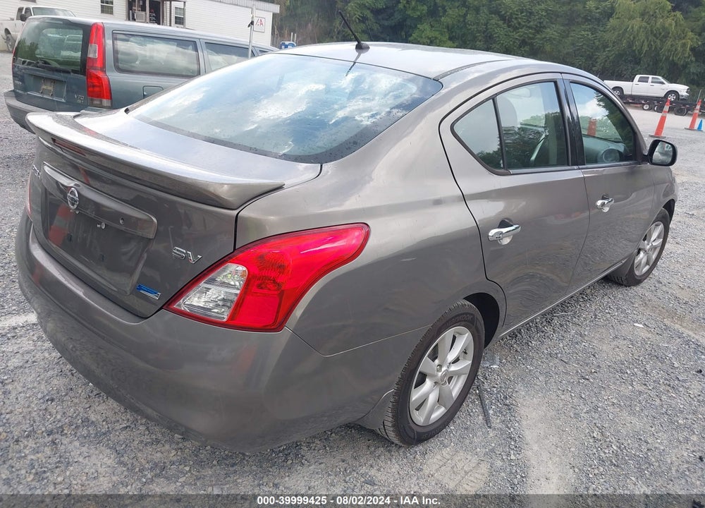 2014 NISSAN VERSA 1.6 SV VIN: 3N1CN7AP7EL839000