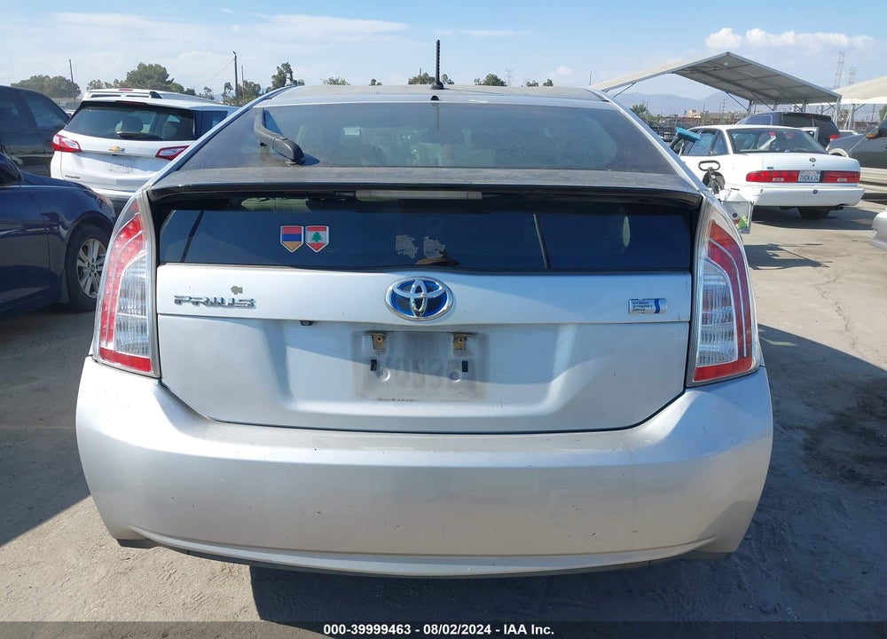 2015 TOYOTA PRIUS TWO VIN: JTDKN3DUXF1903834