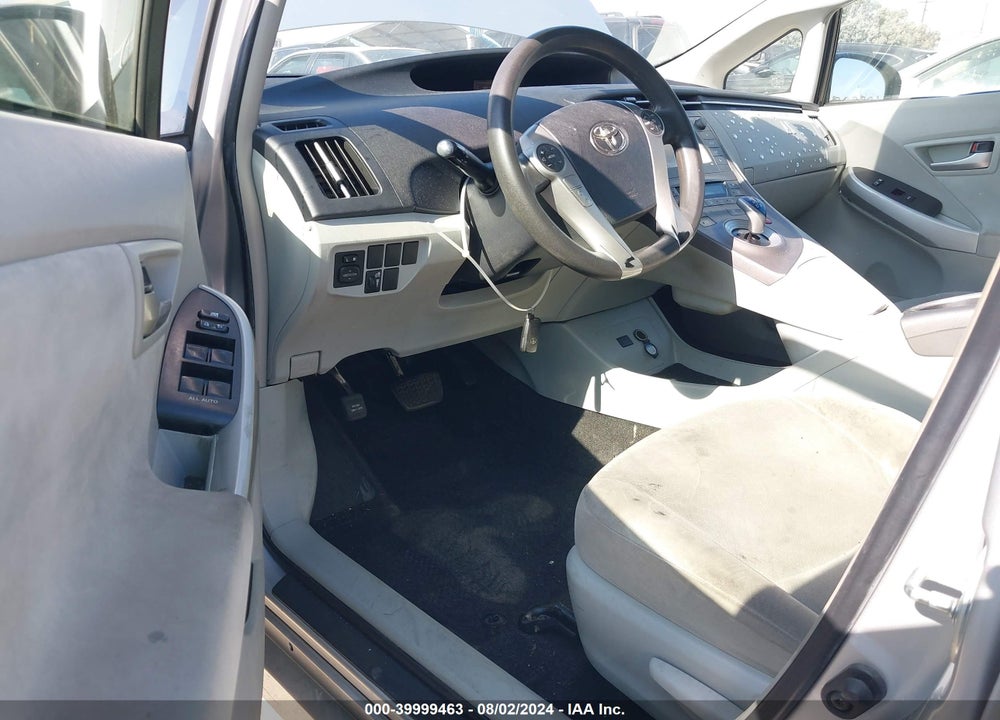 2015 TOYOTA PRIUS TWO VIN: JTDKN3DUXF1903834