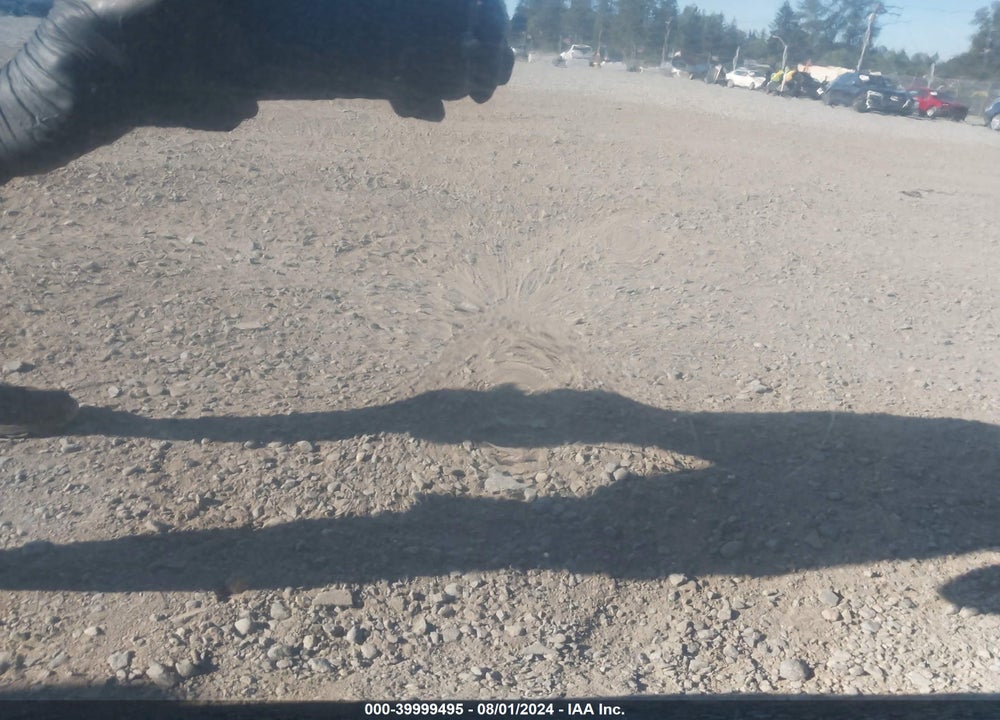 2005 SCION XB VIN: JTLKT324X54021279