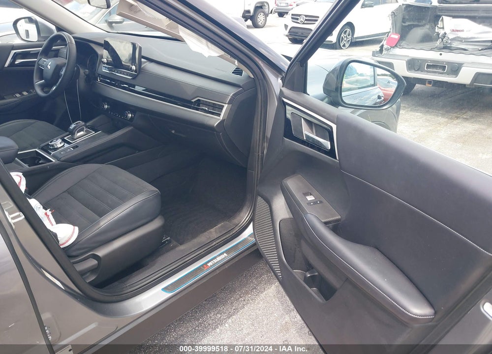 2023 MITSUBISHI OUTLANDER SE 2.5 2WD VIN: JA4J3UA84PZ044154