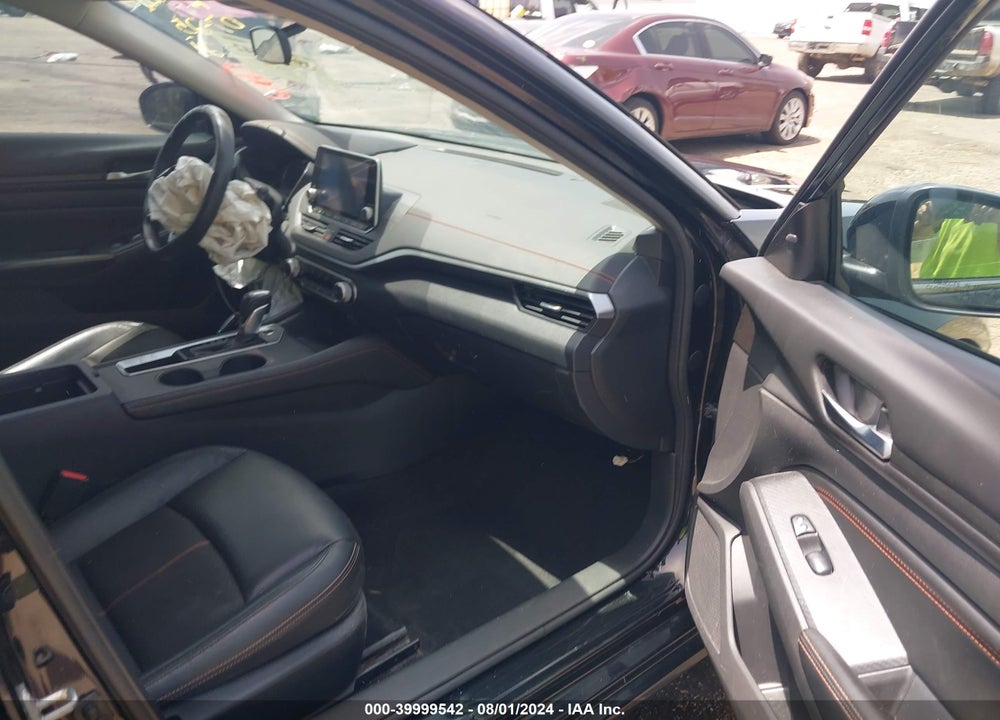 2021 NISSAN ALTIMA SR FWD VIN: 1N4BL4CV2MN391617