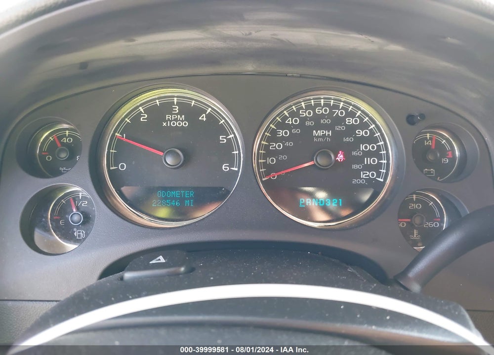 2007 CHEVROLET TAHOE LS VIN: 1GNFC13C47J323217