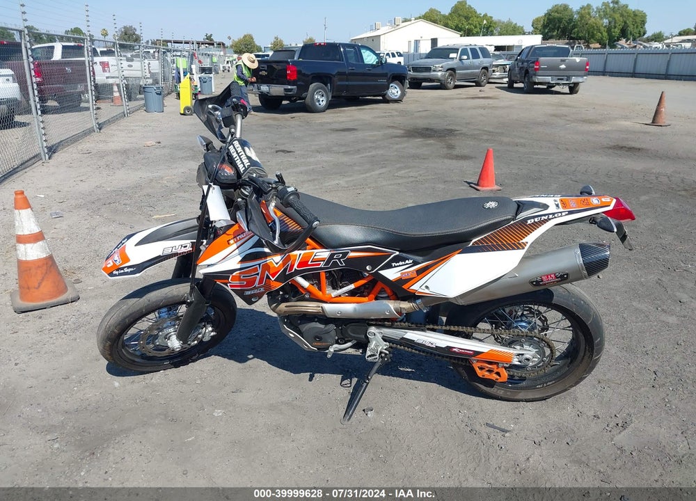 2014 KTM 690 ENDURO R VIN: VBKLET402EM763677