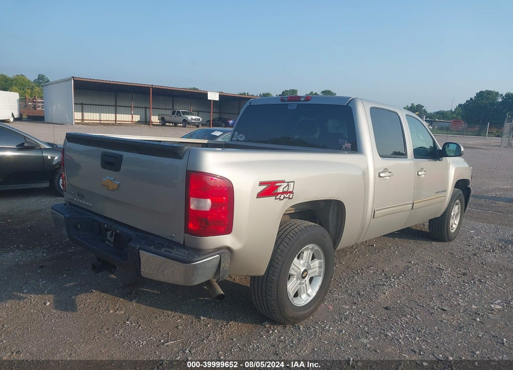 2009 CHEVROLET SILVERADO 1500 LT VIN: 3GCEK233X9G252445