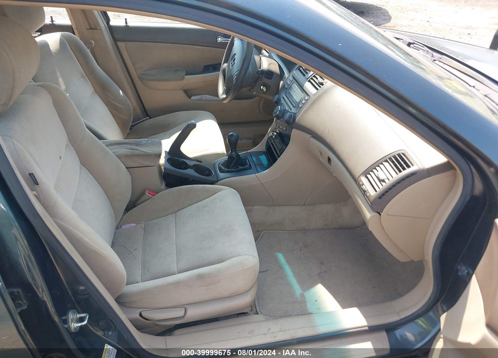 2005 HONDA ACCORD 2.4 LX VIN: 1HGCM55495A094604