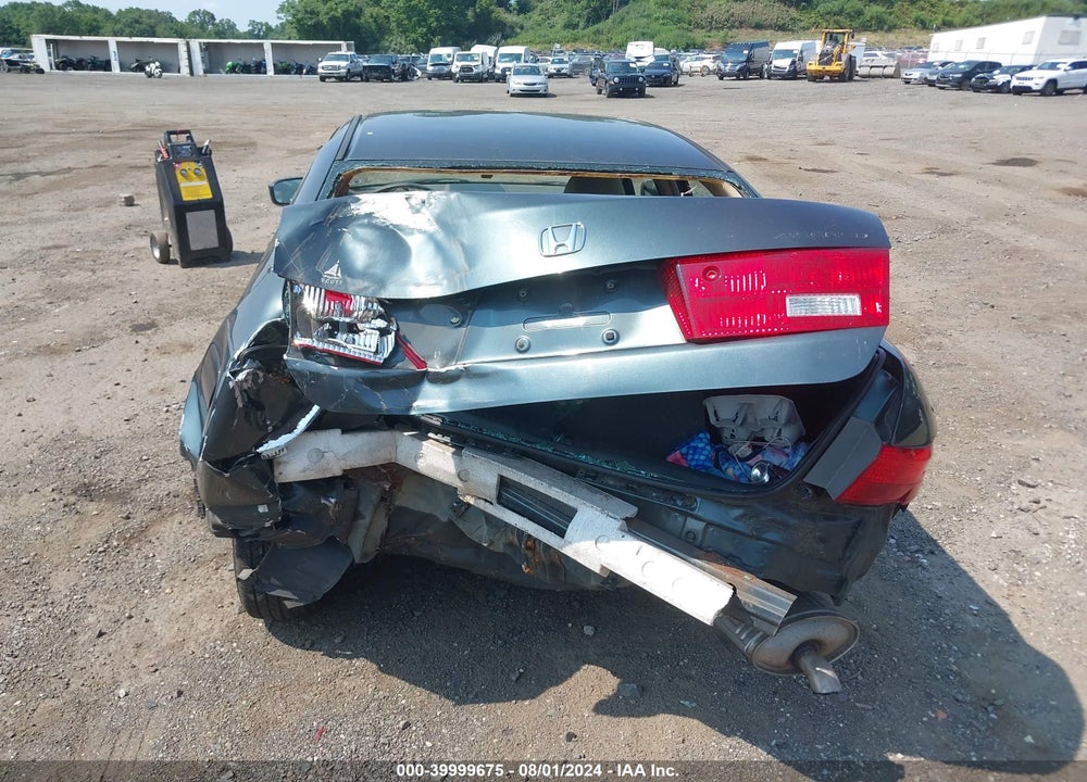 2005 HONDA ACCORD 2.4 LX VIN: 1HGCM55495A094604