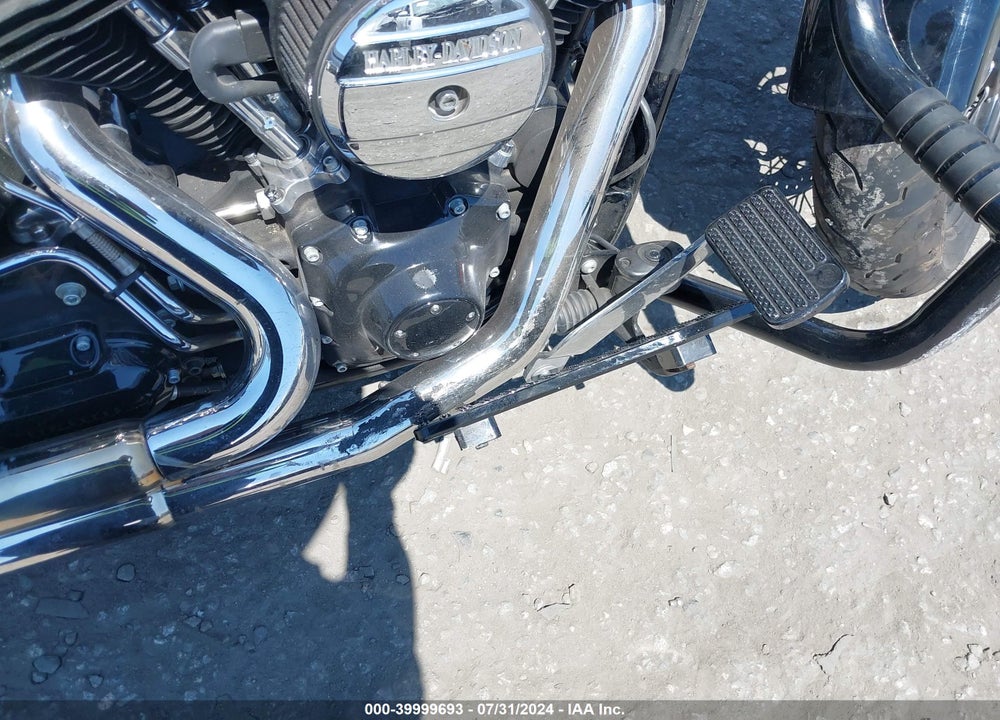 2017 HARLEY-DAVIDSON FLS SOFTAIL SLIM VIN: 1HD1JRV33HB046414