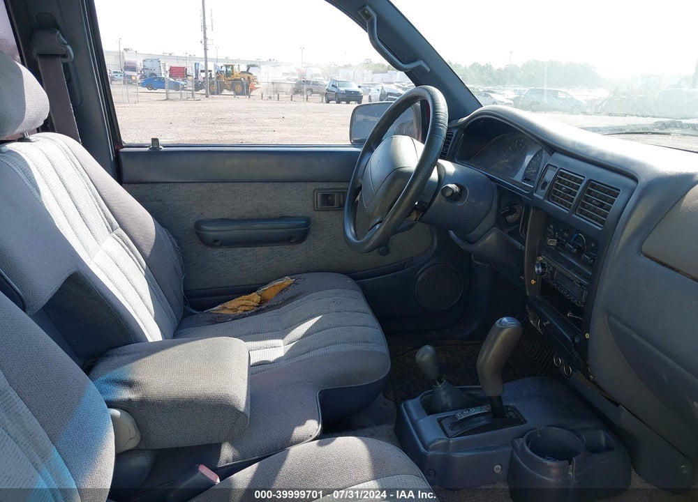 1998 TOYOTA TACOMA VIN: 4TAWM72N2WZ052830