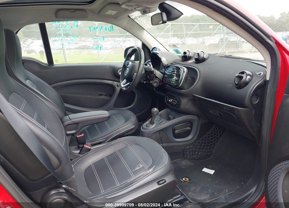 2018 SMART FORTWO ELECTRIC DRIVE PASSION/PRIME/PURE VIN: WMEFJ9BA0JK261976