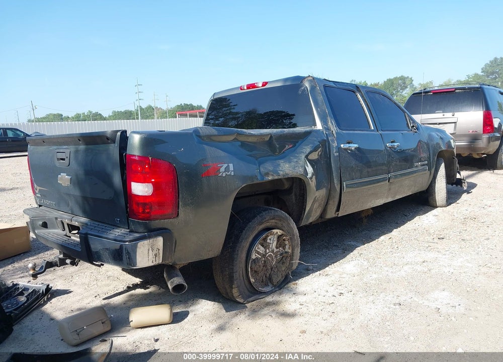 2011 CHEVROLET SILVERADO 1500 LT VIN: 3GCPKSE38BG296777