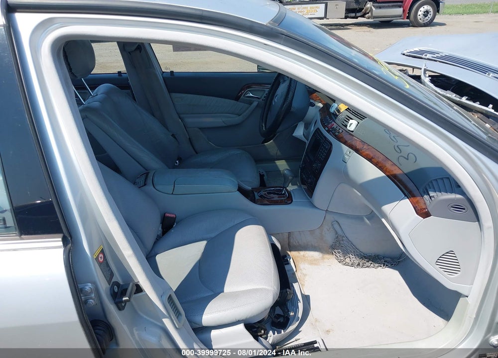 2001 MERCEDES-BENZ S 500 VIN: WDBNG75J61A205201