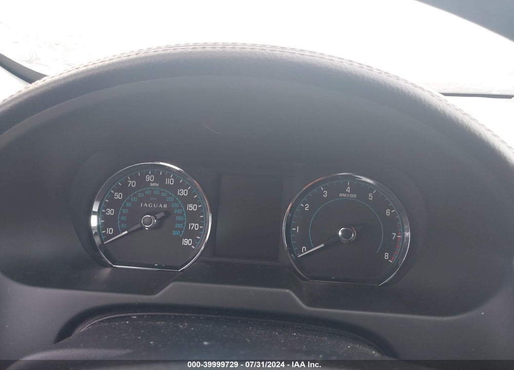 2013 JAGUAR XF V6 SC VIN: SAJWJ0EF0D8S82198