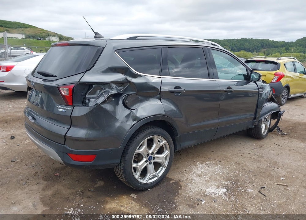 2019 FORD ESCAPE VIN: 1FMCU9J9XKUB21886