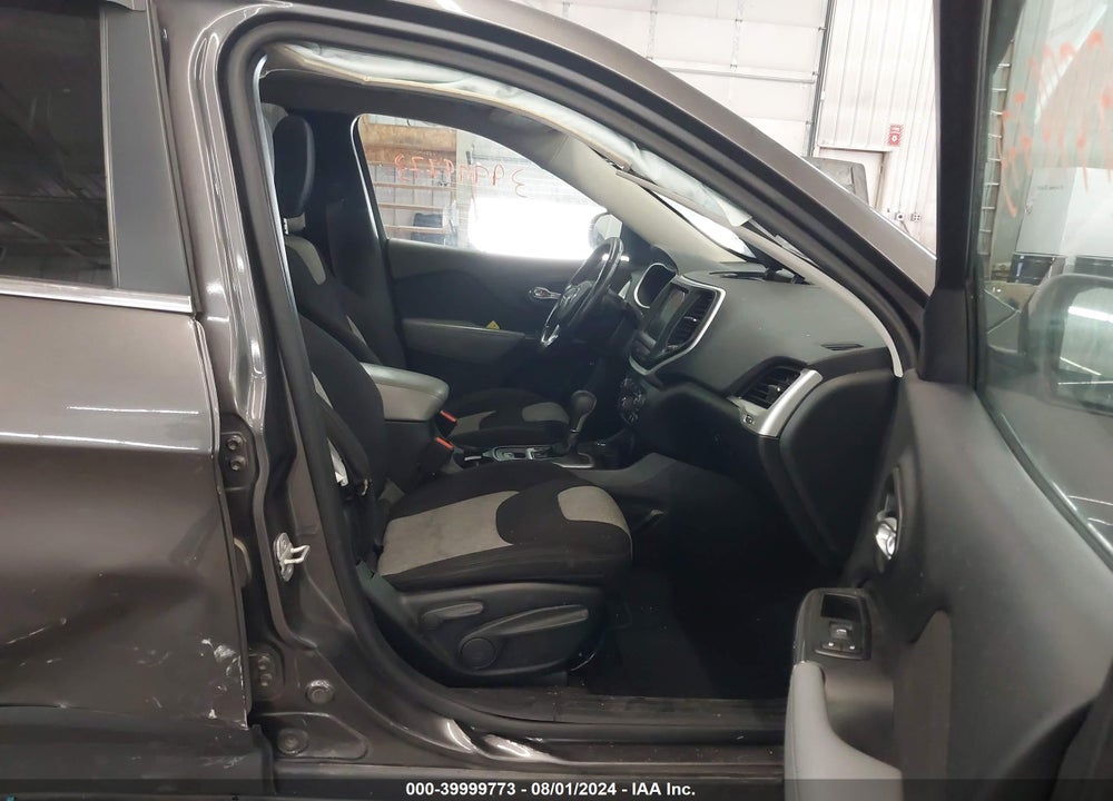2014 JEEP CHEROKEE VIN: 1C4PJMCB6EW140512