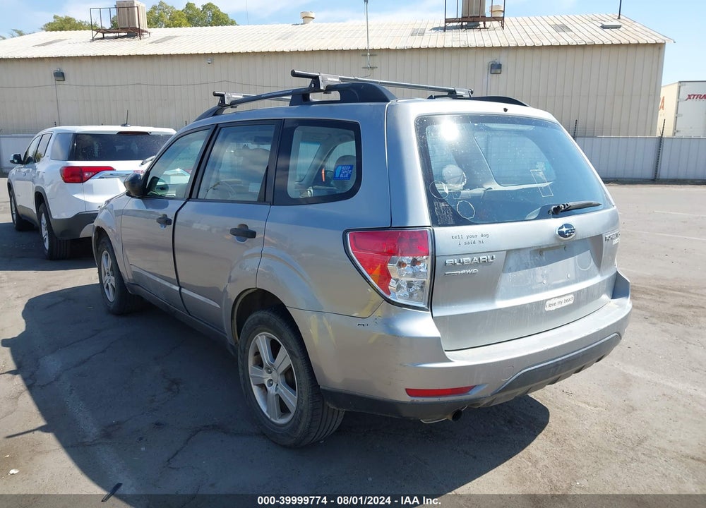 2011 SUBARU FORESTER 2.5X VIN: JF2SHABC8BH725172