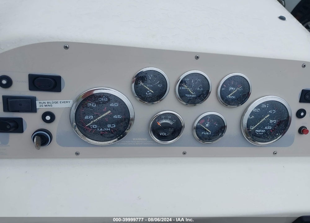 1998 RINKER OTHER VIN: RNK58055A898
