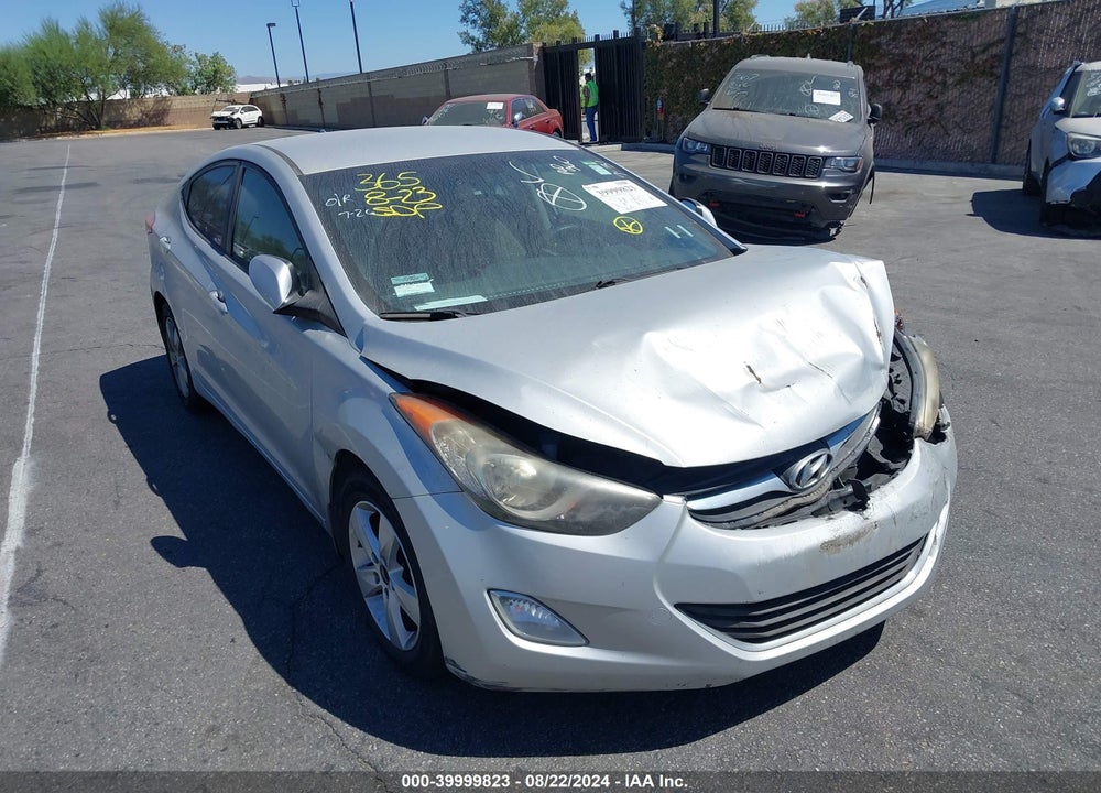 2013 HYUNDAI ELANTRA GLS VIN: KMHDH4AE5DU602964