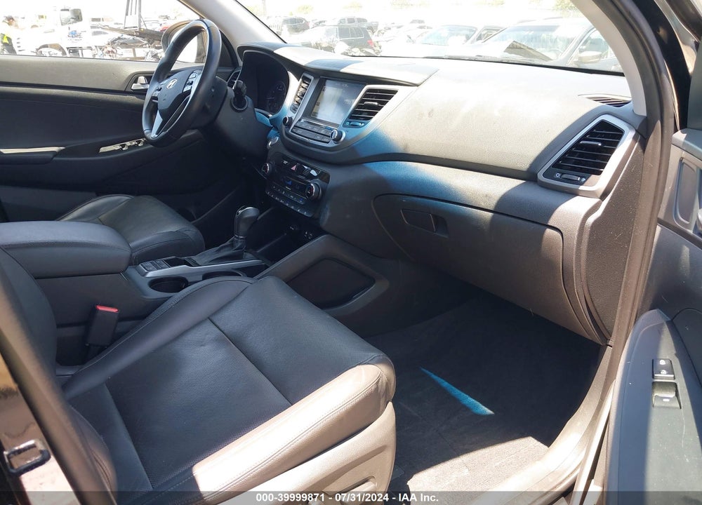 2016 HYUNDAI TUCSON LIMITED VIN: KM8J3CA28GU035462