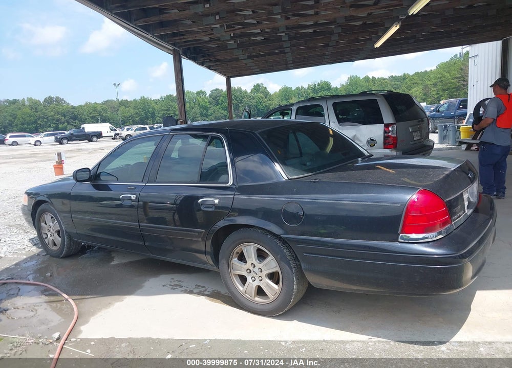 2008 FORD CROWN VICTORIA LX VIN: 2FAFP74V98X171241