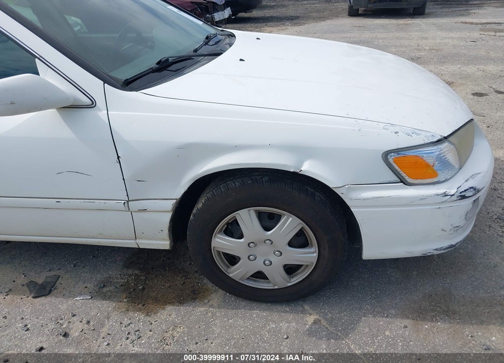 2001 TOYOTA CAMRY LE VIN: 4T1BG22K41U766768