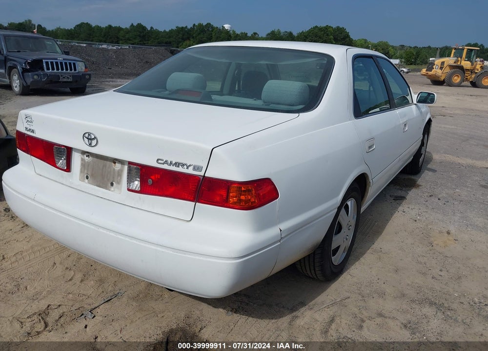 2001 TOYOTA CAMRY LE VIN: 4T1BG22K41U766768