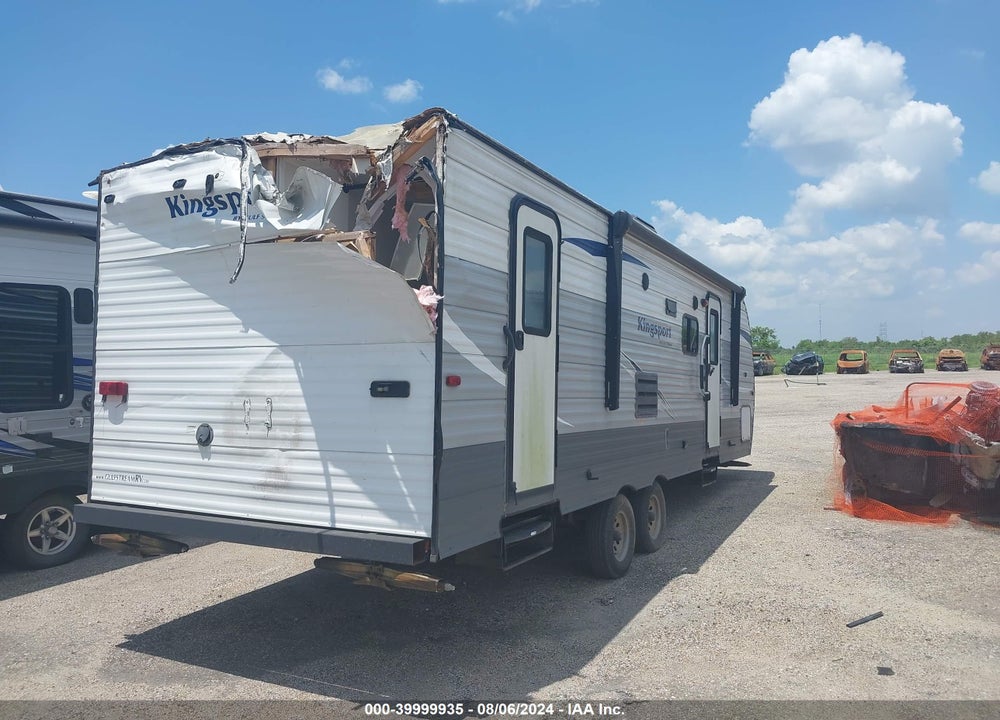 2018 GULFSTREAM KINGSPORT VIN: 1NL1G3026J1129885