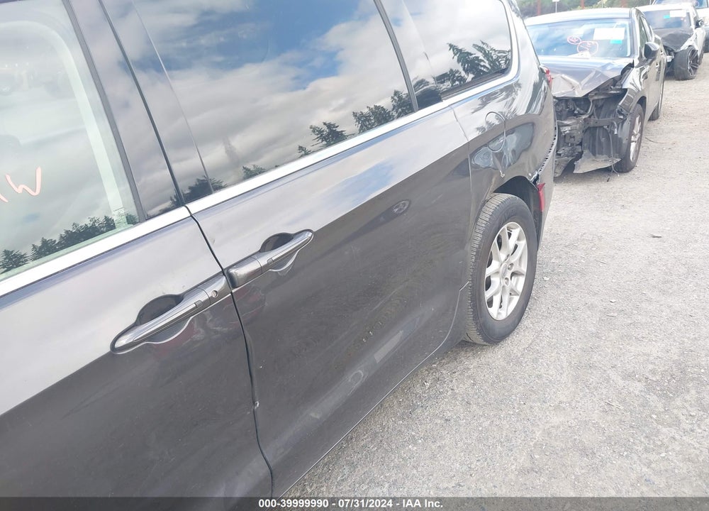 2022 CHRYSLER VOYAGER LX VIN: 2C4RC1CG4NR165737